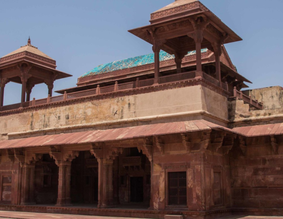 Delhi To Fatehpur Sikri Distance, Highlights, Places To Visit, Nearby Places, Connectivity & FAQ’s